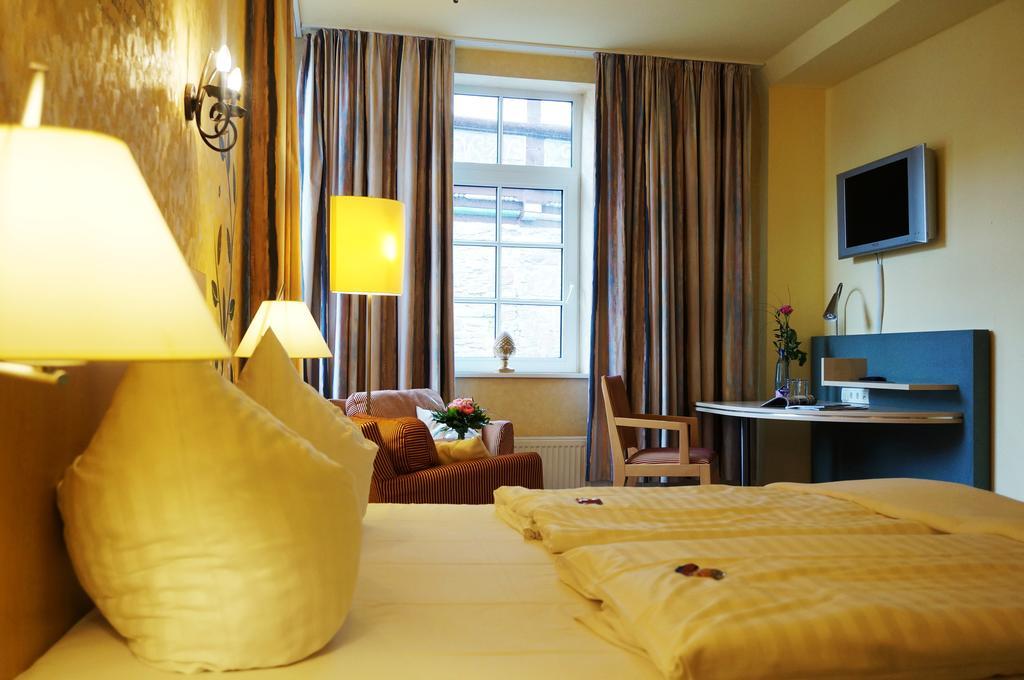 Hotel Goldener Anker Bodenwerder Δωμάτιο φωτογραφία